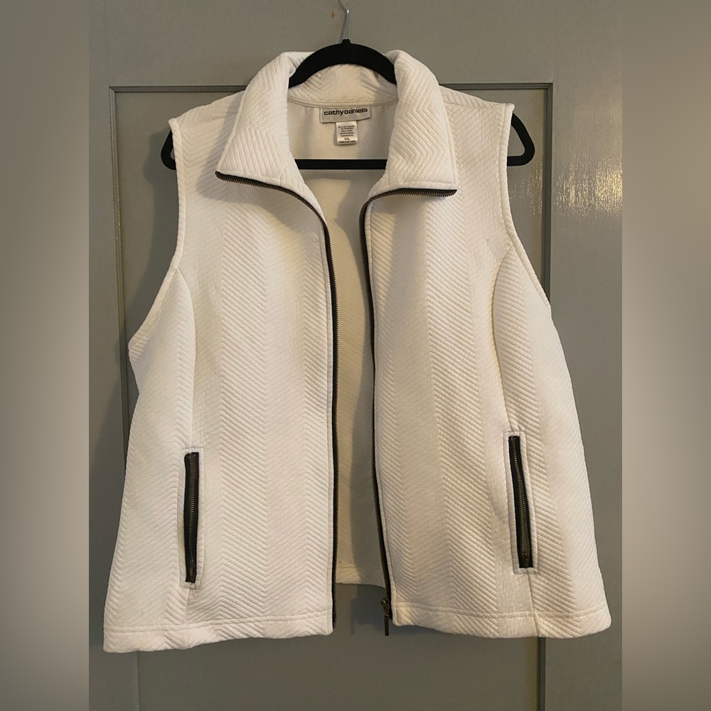 White vest size XXL